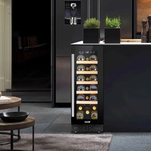 Baridi 20 Bottle Slim Built-In Wine Cooler with Digital Touchscreen Controls, Beech Wood Shelves & Internal LED Light, Black - DH203