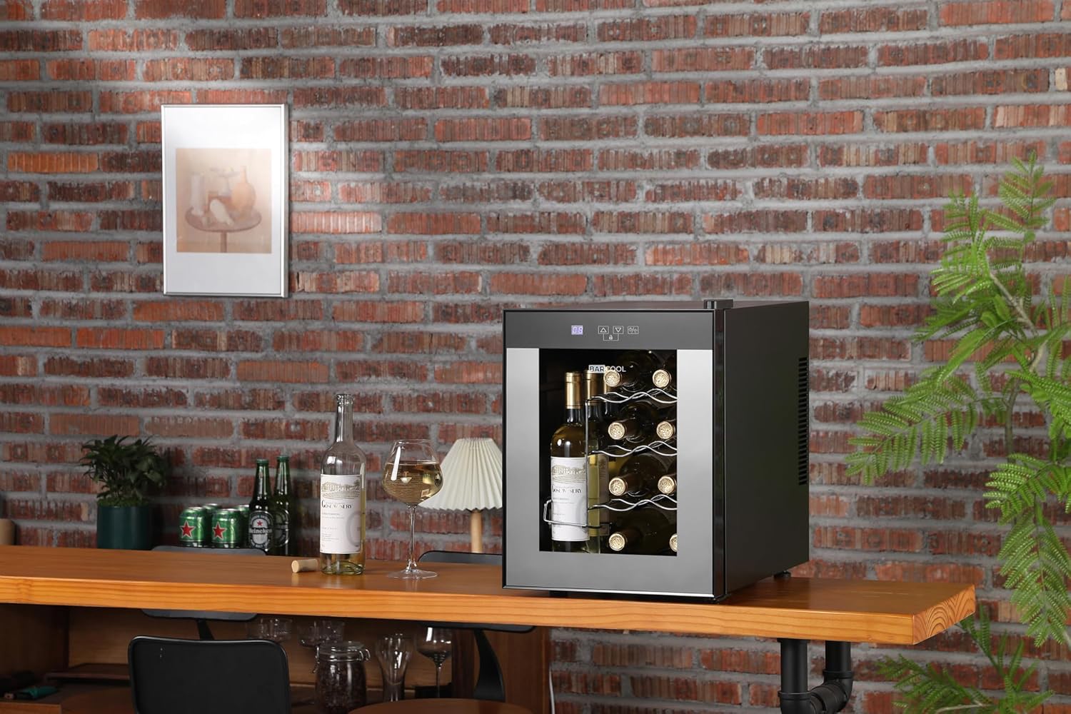 VINO12 – Table-Top Wine Fridge Black - 5-18°C - Wine Cooler - LED + Digital Display - Glass Door Drinks Cellar - Single-Zone 12 Bottle