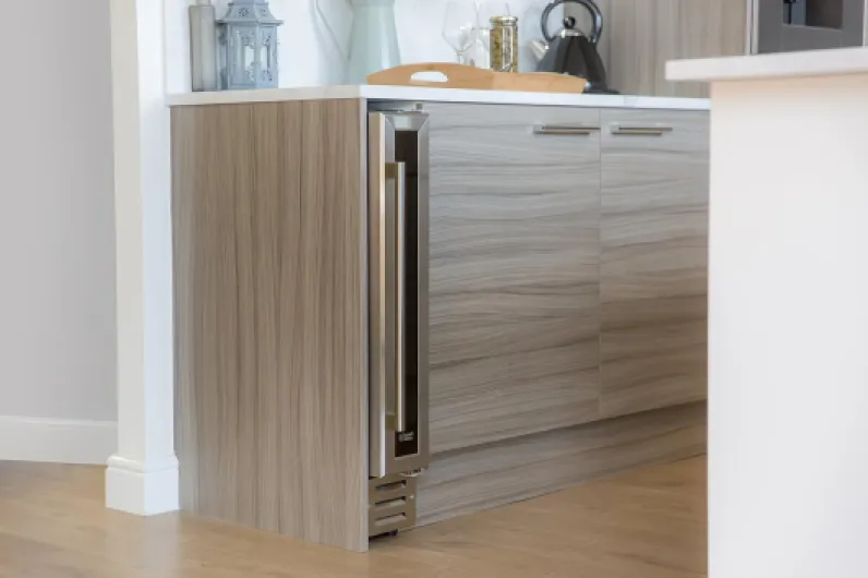 RHBI7WC1SS Freestanding or Integrated Wine/Drinks Cooler, 7 bottle capacity, Stainless Steel